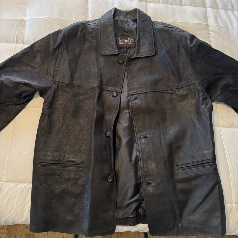 Exquisite Men's Black Leather Jacket by Mestre Piel Barcelona.